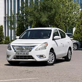 Nissan Versa 2018