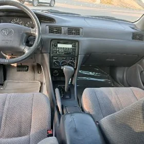 Toyota Camry 2000