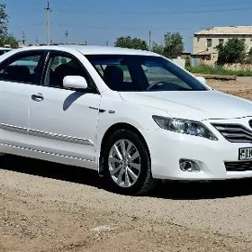 Toyota Camry 2011