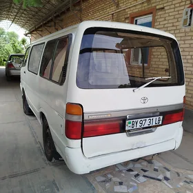 Toyota Hiace 1991