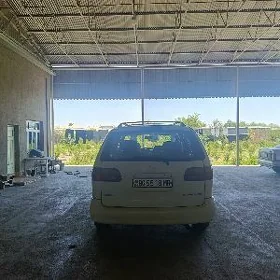 Toyota Sienna 2000