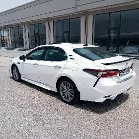 Toyota Camry 2022