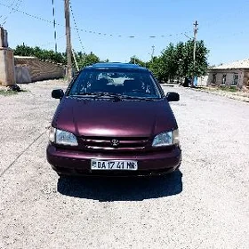 Toyota Sienna 2000