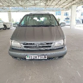 Toyota Sienna 2000