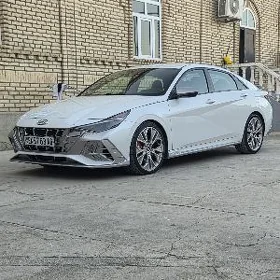 Hyundai Elantra 2022