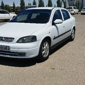 Opel Astra 2003