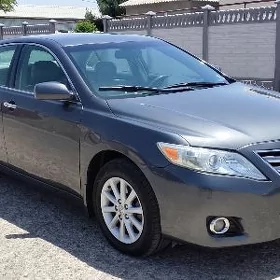 Toyota Camry 2011