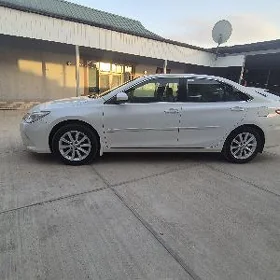 Toyota Camry 2016