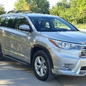 Toyota Highlander 2016