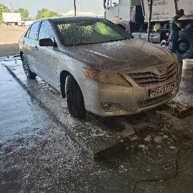 Toyota Camry 2010