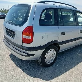 Opel Zafira 2000