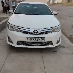 Toyota Camry 2013