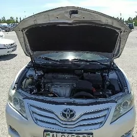 Toyota Camry 2011