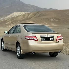 Toyota Camry 2011