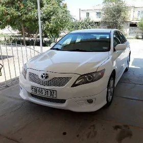 Toyota Camry 2011