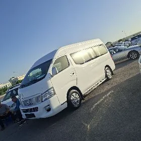 Toyota Hiace 2017