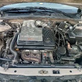Toyota Avalon 2000
