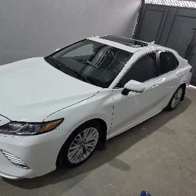 Toyota Camry 2018