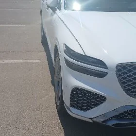 Genesis GV70 2021