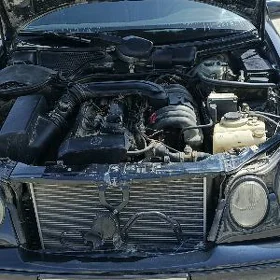 Mercedes-Benz C320 1996
