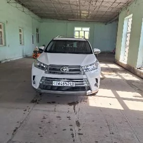 Toyota Highlander 2016