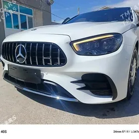 Mercedes-Benz E-Class 2010