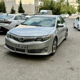 Toyota Camry 2012
