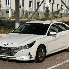Hyundai Elantra 2021