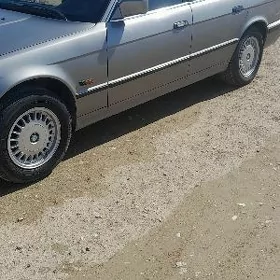 BMW 525 1989