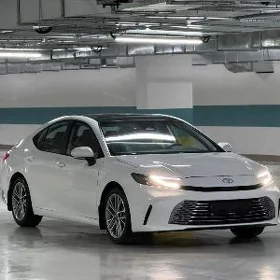 Toyota Camry 2025