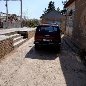 Lada Niva 1980