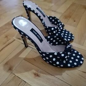 босоножки Nine west