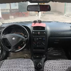 Opel Astra 2000