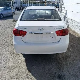 Hyundai Elantra 2010