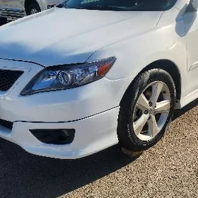Toyota Camry 2010