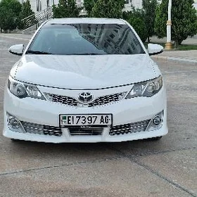 Toyota Camry 2013