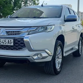 Mitsubishi Montero Sport 2019