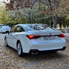 Toyota Avalon 2022