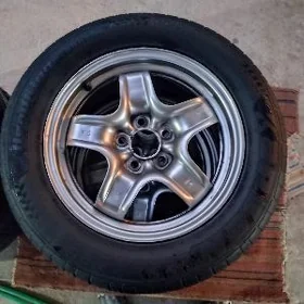 Opeliň tekerler diskasy bilen