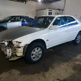 Toyota Camry 2000