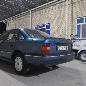 Opel Vectra 1989