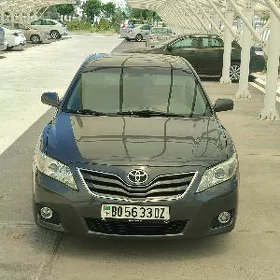 Toyota Camry 2011