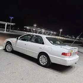 Toyota Camry 2000