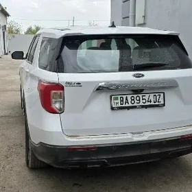 Ford Explorer 2021
