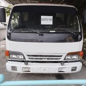 Isuzu Forward 1998