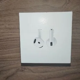 AirPods 4