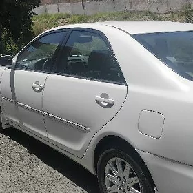 Toyota Camry 2004