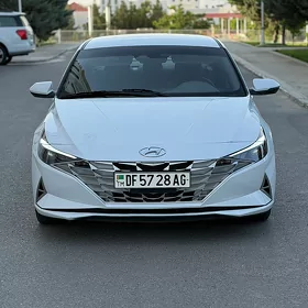 Hyundai Elantra 2021