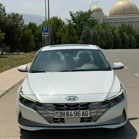 Hyundai Elantra 2021