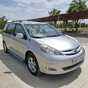 Toyota Sienna 2007